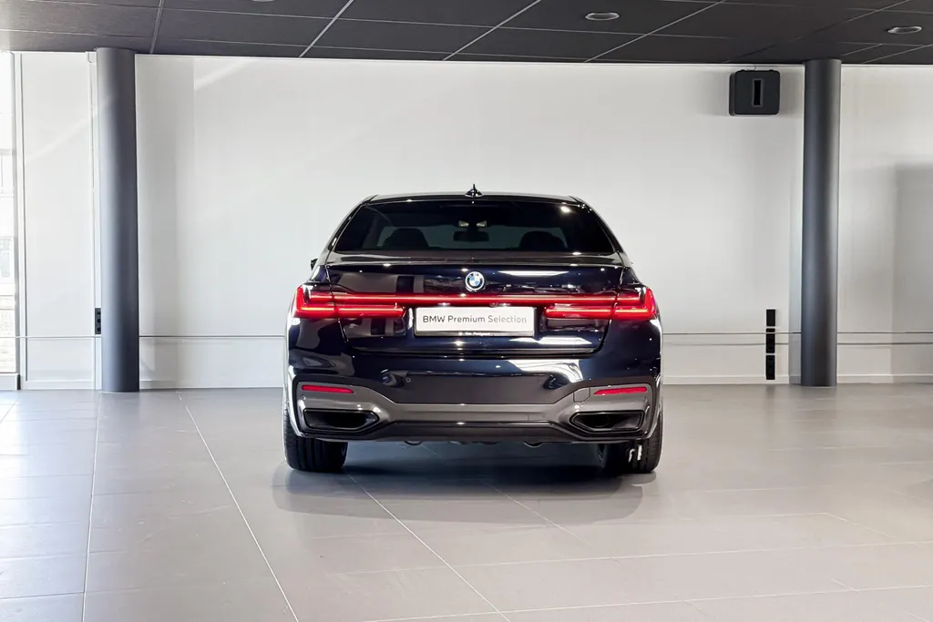 BMW 7 Serie 745e High Executive