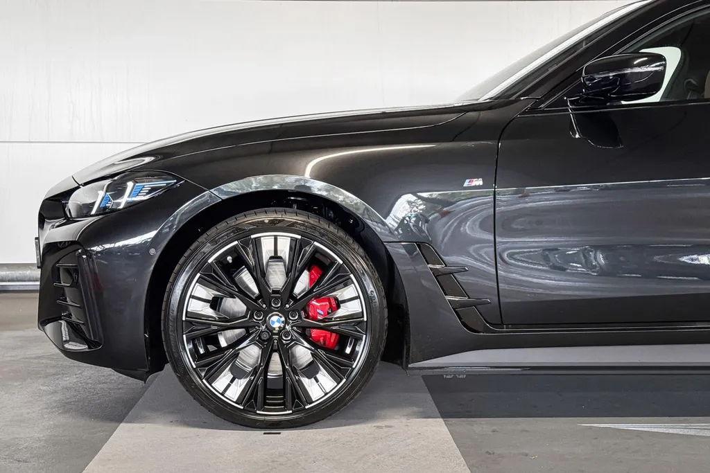 BMW i4 eDrive35 M Sport Edition 70 kWh
