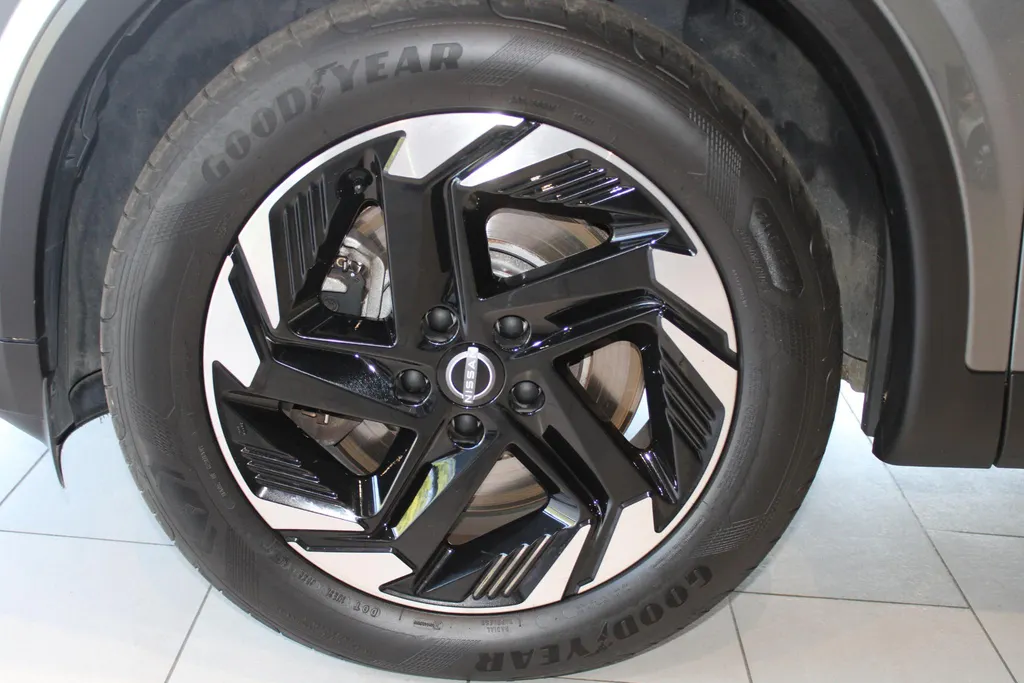 Nissan QASHQAI 1.5 e-Power Business Premium | 190pk | Naviagatie | 360grd camera | Apple carplay & Android auto | pdc voor en achter | 18inch LM wielen | Dodehoek sensoren |