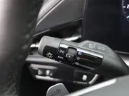 Kia Niro EV Edition 64.8 kWh | Stuur-/stoelverwarming | Camera | Cruise adapt. | Navi | 17' LM | Clima |