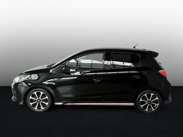 Mitsubishi Space Star 1.2 Instyle AT | Carplay