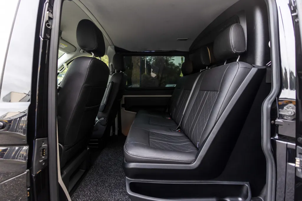Volkswagen Transporter 2.0 TDI L2H1 DC 4Motion Highline EX.BTW