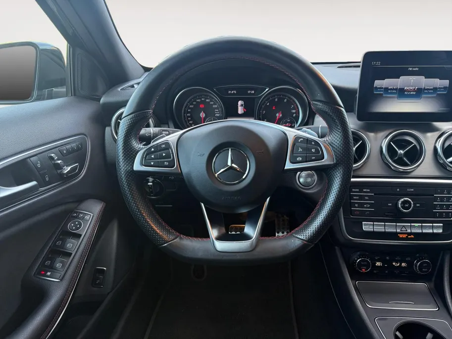 Mercedes-Benz GLA 180 Premium | Achteruitrijcamera | Elektr. Achterklep | Incl. Winterset | Elektr. Memory Seats | 12 maanden garantie! |