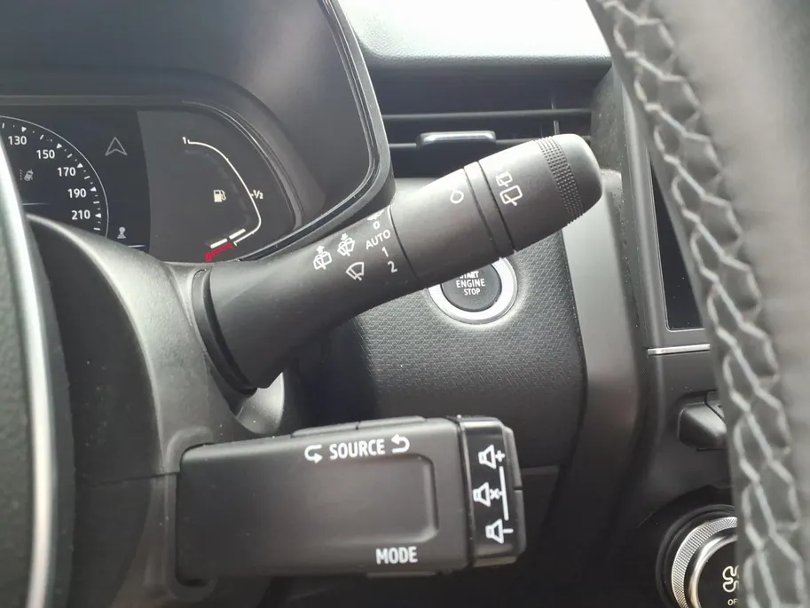 Renault Clio 1.0 TCe Intens Navigatie | Airco | Camera-PDC | Trekhaak |1 jaar Garantie