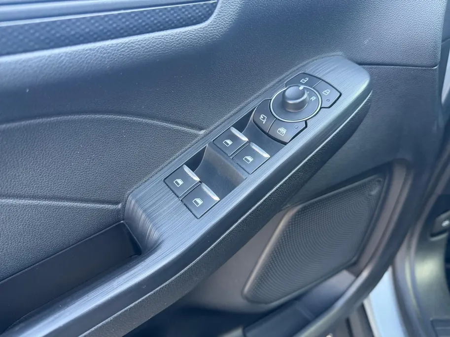 Ford Kuga 2.5 PHEV ST-Line |Dodehoek detectie|cruise control adaptief met Stop&Go|Apple Carplay/Android Auto|12 maanden Bovag garantie|