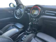 MINI 5-Deurs 1.5 Cooper Business | Pano | Automaat | Cruise | Navi |