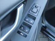 Kia Niro 1.6 GDi Hybrid DynamicPlusLine | Schuif-/kanteldak | Stuur-/stoelverwarming | Cruise adapt. | Camera | HUD | LED | Clima | 16' LM | Navi |