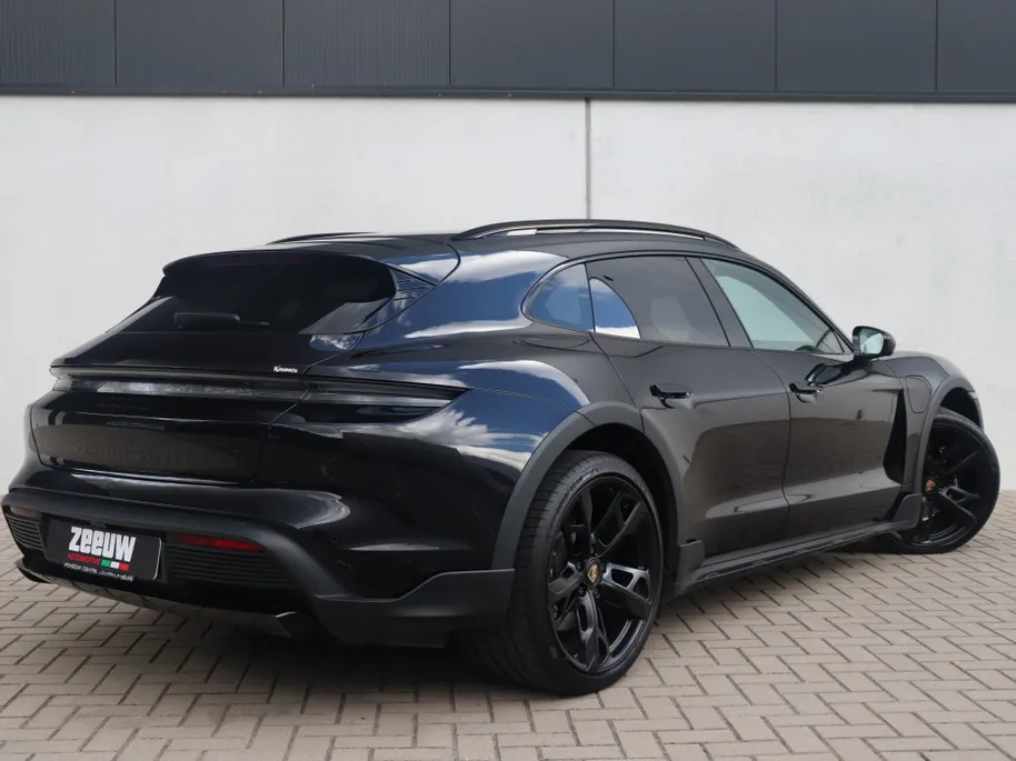 Porsche Taycan Cross Turismo 4S 93 kWh | Pano | Luchtvering | Sport Chrono | HUD | 21' GTS