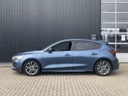 Ford Focus 1.0 EcoBoost Hybrid 125 pk ST Line 5-deurs Navigatie - Apple Carplay/Android Auto - Winter Pack