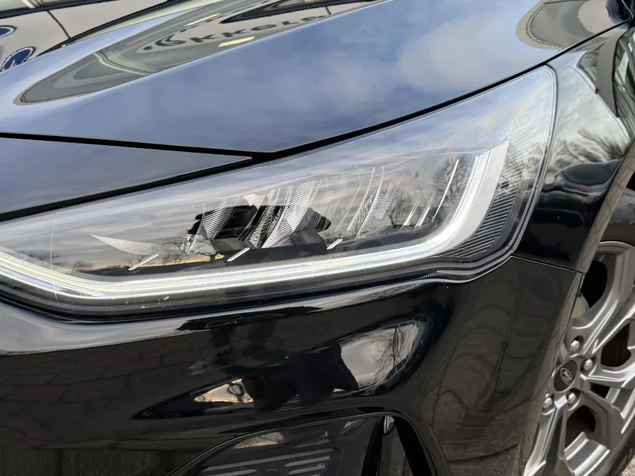 Ford Focus Wagon 1.0 EcoBoost Hybrid ST Line