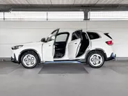 BMW iX1 xDrive30 Launch Edition 67 kWh