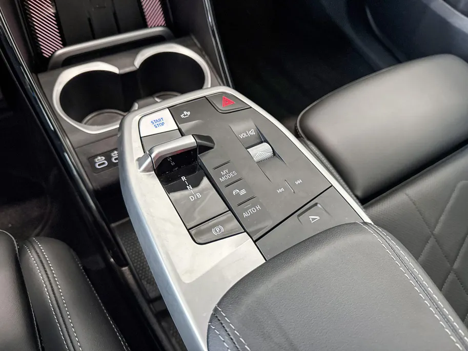 BMW iX1 eDrive20 Premium Pack M Sportpakket Pro