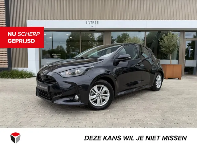 Toyota Yaris 1.5 Hyb. Dynamic Limited | Parkeersensoren V+A | All Seasons