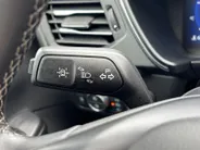 Ford Kuga 2.5 PHEV Vignale | Elektr. Panoramadak | Elektr. Trekhaak | Winterpack | Adapt. Cruise Control | HUD | 20' inch velgen |
