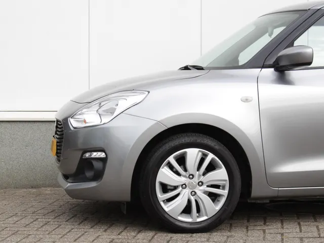 Suzuki Swift 1.2 Select Automaat | Navi | Airco | Camera | Lm-Velgen