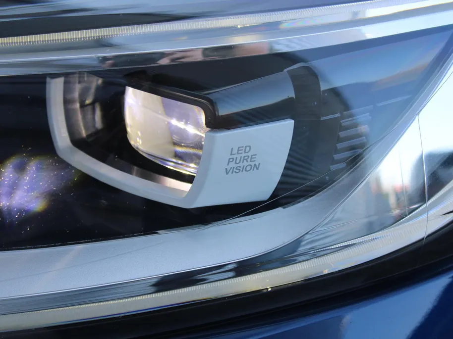 Renault Kadjar 1.3 TCe Black Edition | Trekhaak | Camera | Stoel-/voorruitverwarming | 19' LM | Navi | Clima | Bose Audio | Keyless | Dodehoek detectie | LED | BTW Auto |