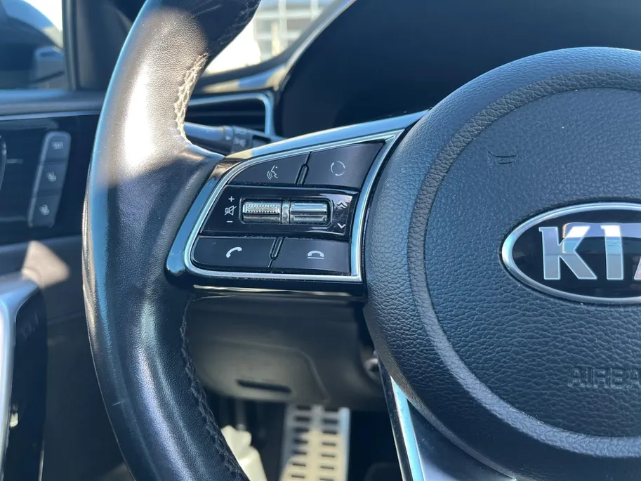 Kia Ceed Sportswagon 1.6 GDI PHEV ExecutiveLine Stoelverwarming | Stoelverkoeling | Panoramadak | Carplay | Adaptieve Cruise Control | Leder