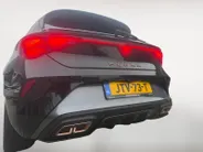 CUPRA Leon 1.5 TSI e-Hybrid Business | Automaat | BTW | Camera | Stoel/Stuurverwarming | Adaptief Cruise Control | Dodehoek Detectie | Climate Control | DAB | Navigatie | Full Led | Keyless