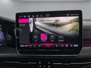 Volkswagen Golf 1.5 eHybrid 272pk GTE · Panoramadak · 360 Camera · Wegklapbare Trekhaak · Stoel &-Stuurverwarming · Dodehoeksensoren · 19'' Inch · Garantie t/m 13-08-2030 of 100.000km