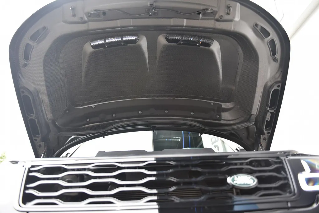 Land Rover Range Rover Sport 5.0 V8 SC SVR