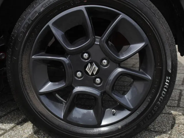 Suzuki Ignis 1.2 Smart Hybrid Style | Clima | Cruise | Navi | Camera | Lm-Velgen