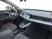 Audi Q4 e-tron 35 Launch edition Advanced 55 kWh | 1e Eigenaar | Dealer onderhouden | Android Auto/ Apple Carplay | Adaptieve Cruise Control | Dodehoekdetectie | Navigatie pack | 20'' velgen | 12 maanden garantie
