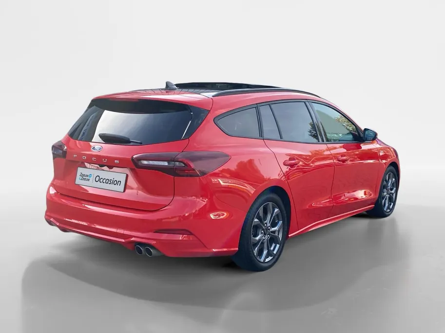 Ford Focus Wagon 1.0 EcoBoost Hybrid ST Line X 155pk automaat | Stoel- stuur en voorruitverwarming | Kantel / schuifdak | Driver assistance pack
