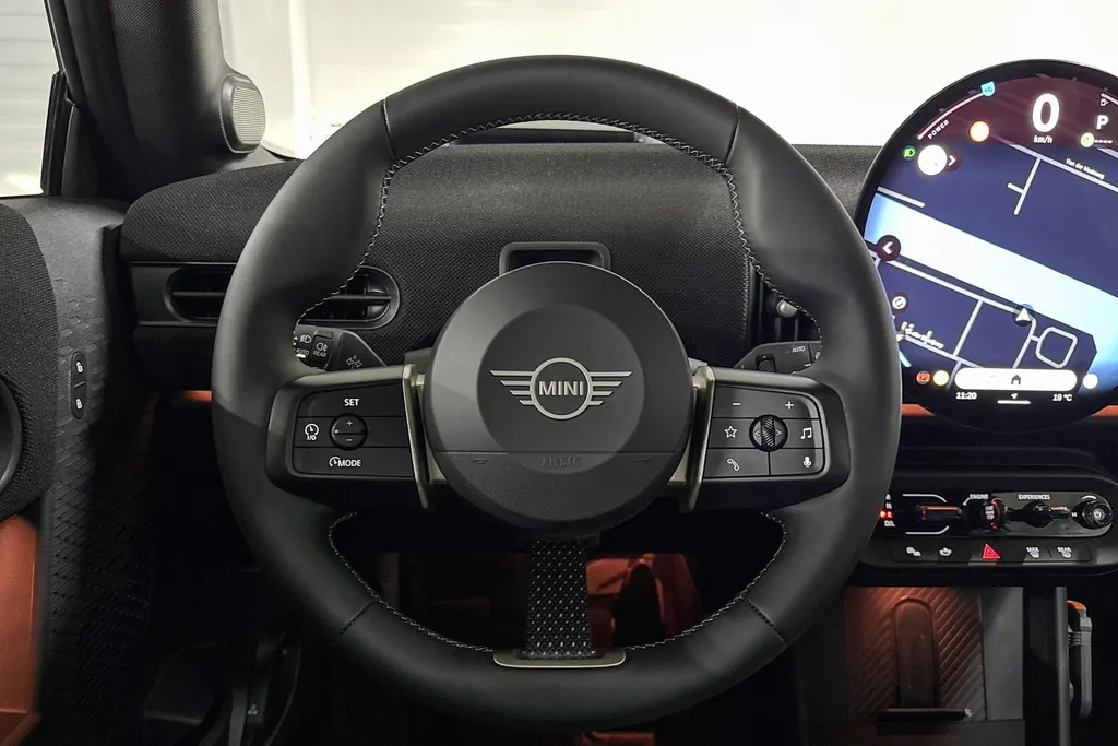 MINI Cooper 3-deurs C Favoured