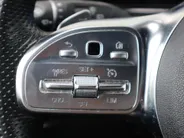 Mercedes-Benz EQC 400 4MATIC Business Solution AMG 80 kWh l 360 camera l Panoramadak l Keyless entry
