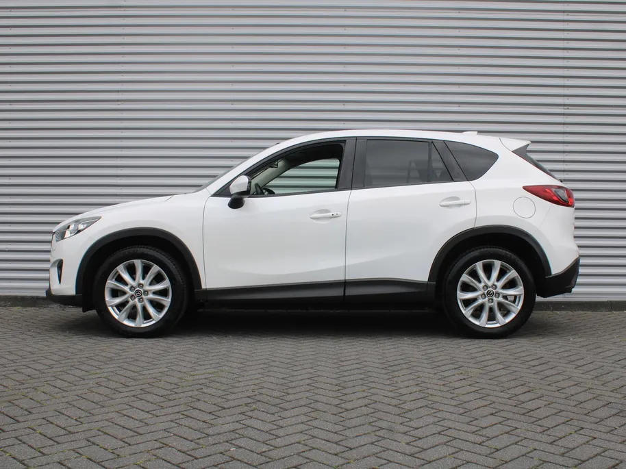 Mazda CX-5 2.0 GT-M 4WD | Stoelverwarming | 19' LM | Clima | Navi | Leer | Cruise | Camera | Xenon | Volledig dealer onderhouden! | Zeer nette auto |