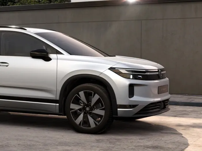 Volkswagen ID. Tiguan Life 77 kWh accu 286 PK · Achterklep elektrisch incl. 'Easy Open & Close' · Trekhaak, elektrisch uitklapbaar
