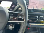 Renault 5 comfort range iconic cinq 52 kWh AUTOMAAT NAVI AIRCO CAMERA ADAPTIEVE CRUISE CONTROLE STOELVERWARMING STUURVERWARMING APPLECARPLAY ANDROID AUTO !!!LET OP DEMO VRAAG NAAR DE KMSTAND!!!
