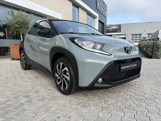 Toyota Aygo X 1.0 VVT-i S-CVT Pulse Bi-tone | Parkeersensoren V+A |