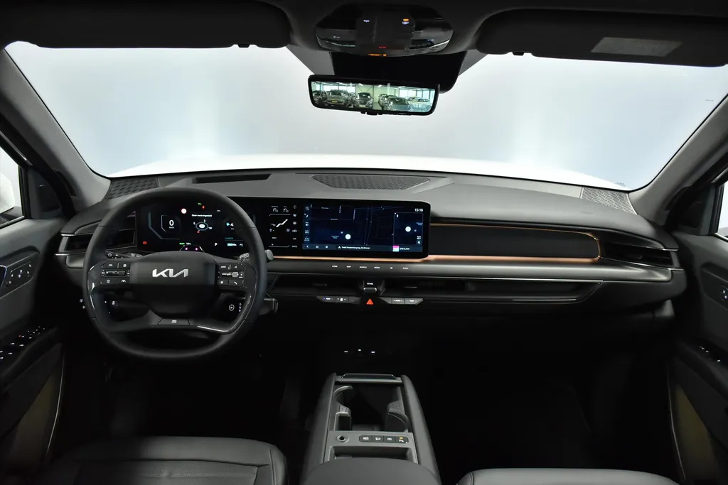 Kia EV9 99,8kWh 204pk RWD Plus NIEUW