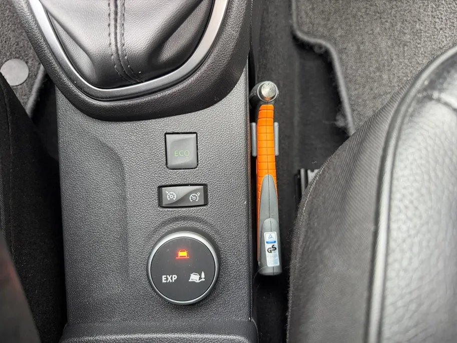 Renault Captur 0.9 TCe Edition One | Stoelverwarming | Navigatie | Bluetooth | Camera | Parkeersensoren | 1e Eigenaar | Lederen Bekleding | 12 Maanden BOVAG Garantie