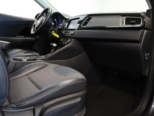 Kia Niro 1.6 GDi Hybrid DynamicLine
