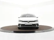Volkswagen Polo 1.0 TSI 110pk DSG Style · Camera · Apple/Android Car Play · Dodehoeksensor · Parkeer Assistent · Stoelverwarming · Active Info Display ·