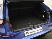 Volkswagen T-Roc 1.5eTsi/150PK R Line First Edition Black Style DSG · Navigatie · 360°Camera + Parkeersensoren · Stoel- & stuurverwarming · Garantie t/m 28-11-2025 · EXTRA INRUILKORTING