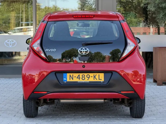 Toyota Aygo 1.0 VVT-i x-fun
