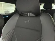 Renault Scénic E-Tech EV87 long range Esprit Alpine Automaat | DEMO - 17% Bijtelling | 360 Camera | Digital Cockpit | Elektrische Achterklep | Adaptive Cruise Control | Apple CarPlay/Android Auto |