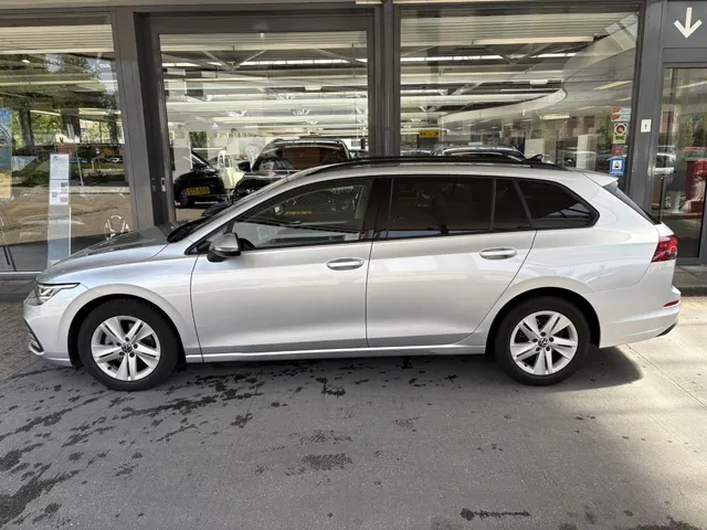 Volkswagen Golf Variant TSI 110pk Life Business