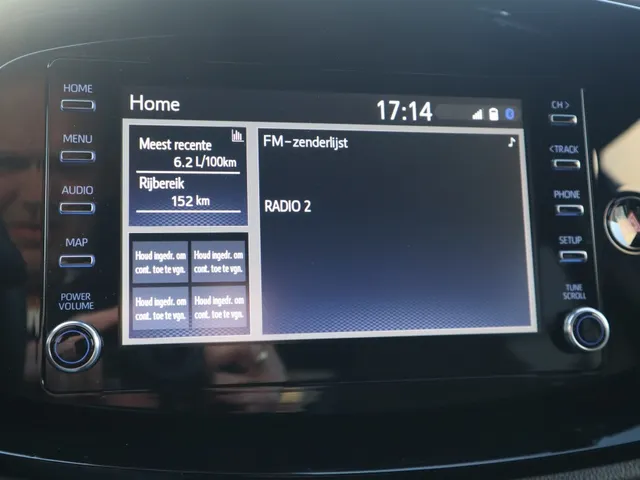 Toyota Aygo X 1.0 CVT Pulse Bi-tone Automaat | AllSeasons | Stoelverwarming