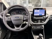 Ford Fiesta 1.0 EcoBoost Hybrid Titanium PARKEERSENSOREN ACHTER I ALL SEASON BANDEN I APPLE CARPLAY / ANDROID AUTO I