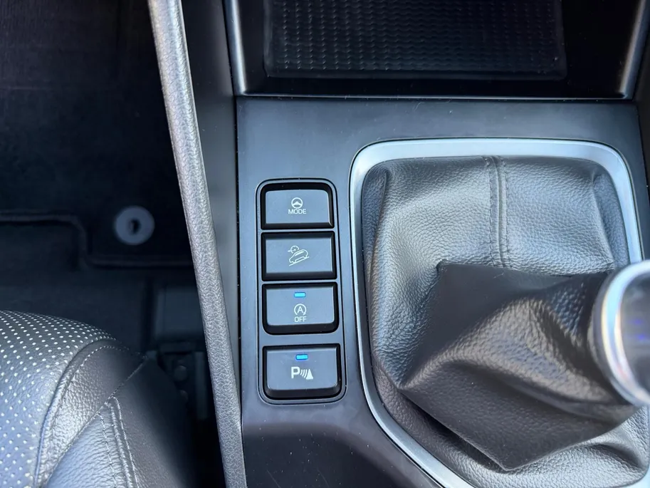 Hyundai Tucson 1.6 GDi Comfort | Elektrisch Verstelbare Stoelen | Navigatie | Bluetooth | Camera | Stoelverwarming | Cruise & Climate Control | Onderhoudshistorie | All Season Banden | 12 Maanden BOVAG Garantie