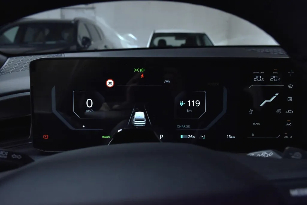 Kia EV9 99,8kWh 204pk RWD Plus NIEUW - SNEL LEVERBAAR