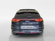 Kia ProCeed 1.0 T-GDi GT-Line 120 PK | Cruise Control | Climate & cruise control | Panoramadak | Stoel & stuurverwarming | Elektrische Kofferbak | Navigatie | Apple Carplay/Android Auto | Fabrieksgarantie | NAP