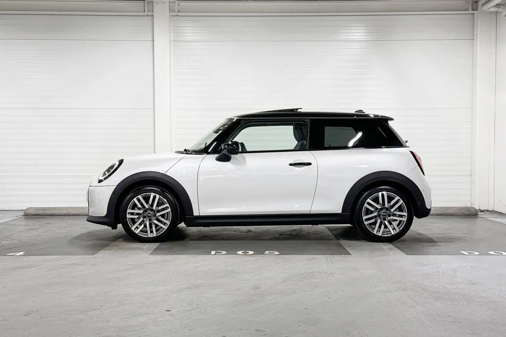 MINI Cooper 3-deurs C