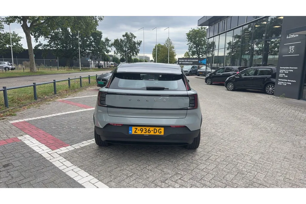 Volvo EX30 Single Motor Extended Range Plus 69 kWh