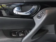 Nissan QASHQAI 1.2 Tekna | Automaat | Lederen bekleding | Electrische Stoel verstelling | 360grd camera | Parkeersensoren voor en achter | Dodehoek sensoren | Nette auto met weinig kilometers | Stoel verwarming |