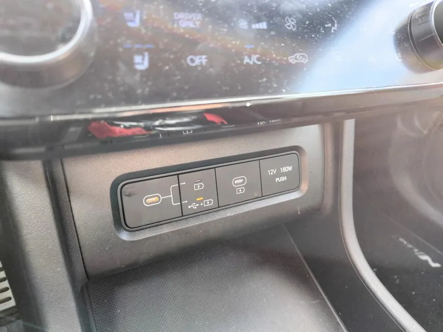 Hyundai Tucson 1.6 T-GDI PHEV N Line | Als nieuw! | Vol opties! | Climate Control | Incl. 12 maanden garantie, APK, Onderhoudsbeurt etc. Premiumpakket gratis! |